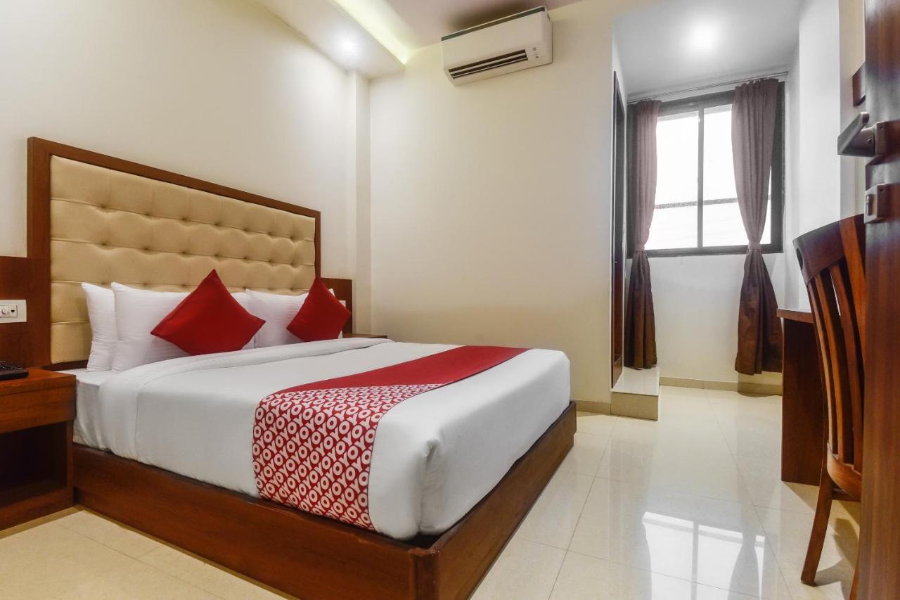 Oyo Shubham Residency Hotel Bhiwandi Buitenkant foto